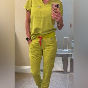 Women's Limeade Figs scrubs XS